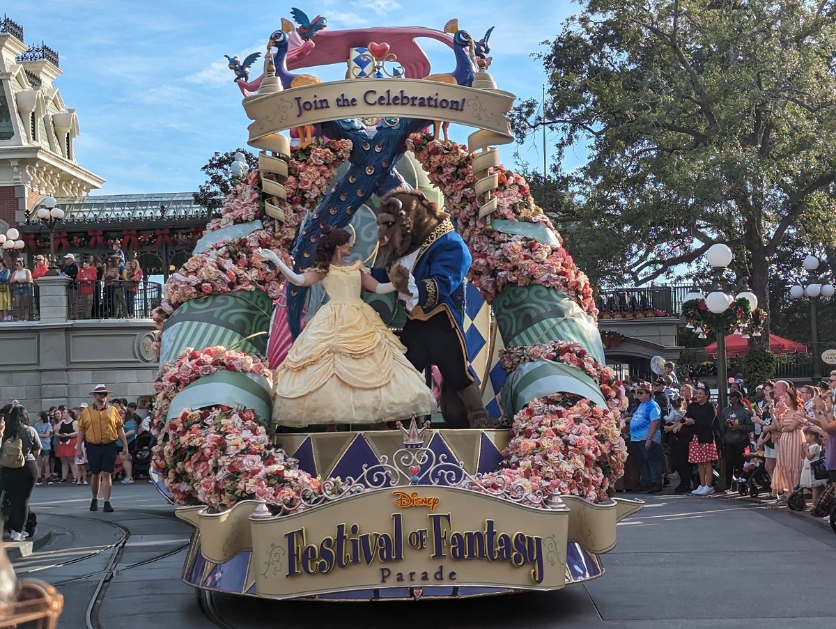 disney world magic kingdom festival of fantasy parade