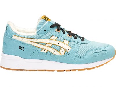 gene Gran cantidad Prisionero ASICS Launches Snow White Line of Sneakers | Disney Footwear