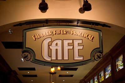 Fiddler Fifer & Practical Cafe (Disneyland)