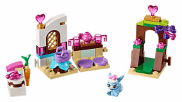 Disney Berry’s Kitchen LEGO Set