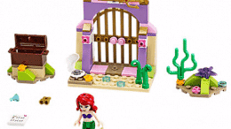 Disney The Little Mermaid Ariel’s Amazing Treasures LEGO Set