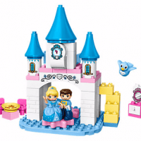 Disney Cinderella´s Magical Castle LEGO Set