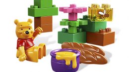 Disney Winnie the Pooh’s Picnic LEGO Set