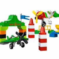 Disney Planes Ripslinger’s Air Race LEGO Set