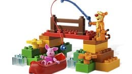 Disney Tigger’s Expedition LEGO Set