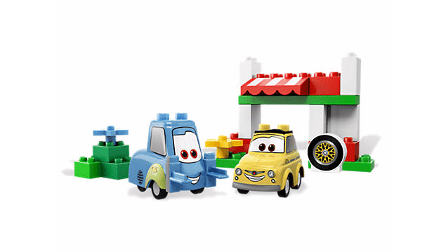 Disney Cars Luigi’s Italian Place LEGO Set