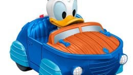 Mickey and The Roadster Racers – Donald’s Surfin’ Turf Toy