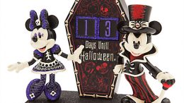 Mickey and Minnie Mouse Countdown to Halloween Decoration