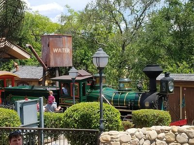 Walt Disney World Railroad (Disney World Ride)