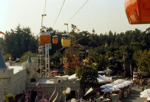 Skyway to Tomorrowland – Extinct Disneyland Attractions