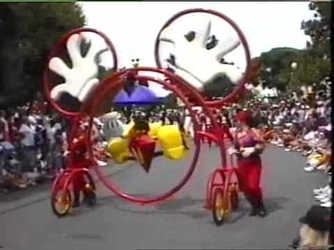 Mickey Mania Parade - Extinct Disney World Attractions