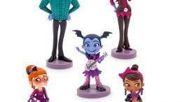 Vampirina Figure Play Set