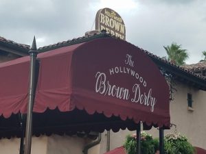 the holywood brown derby lounge