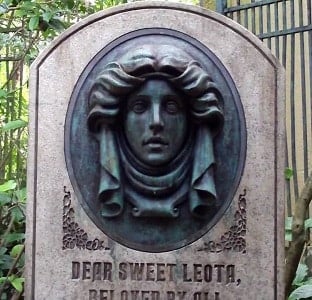 Madame Leota the haunted mansion disney