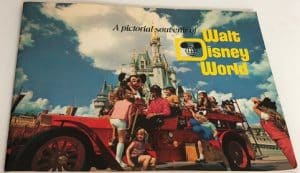 Vintage 1971 Walt Disney World Souvenir Booklet