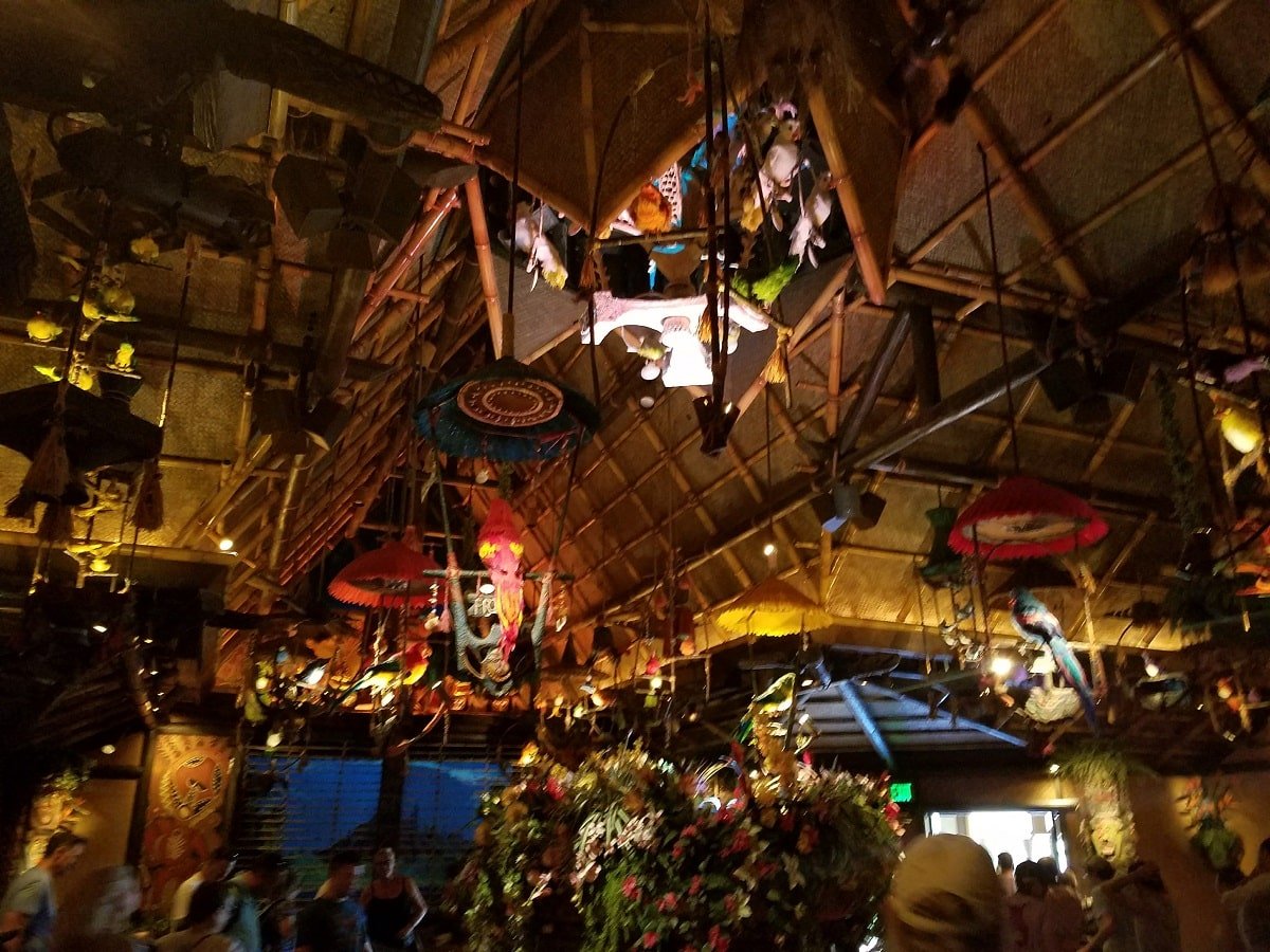 Enchanted Tiki Room | Disney World