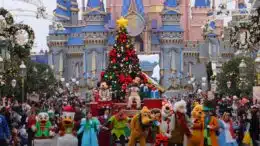 Mickey’s Once Upon a Christmastime Parade