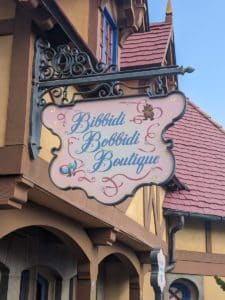 Bibbidi Bobbidi Boutique magic kingdom
