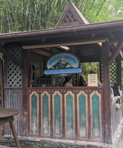 Warung Outpost | Disney World