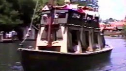 Mike Fink Keel Boats - Extinct Disney World