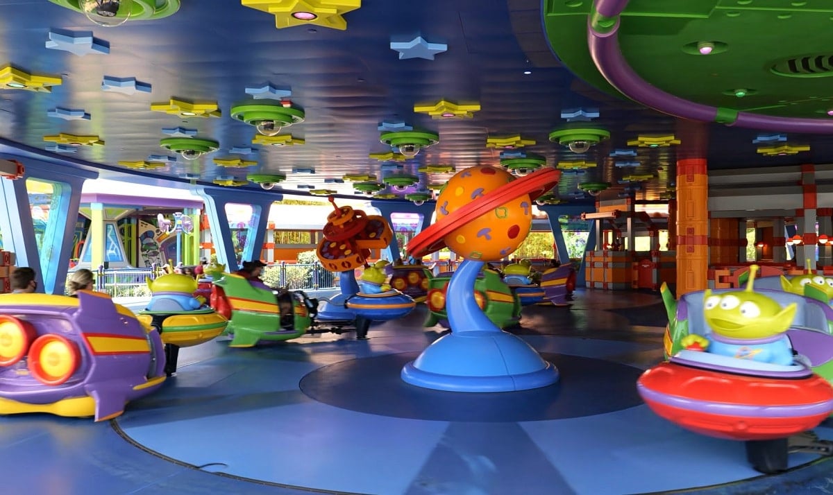 Alien Swirling Saucers Disney World toy story land