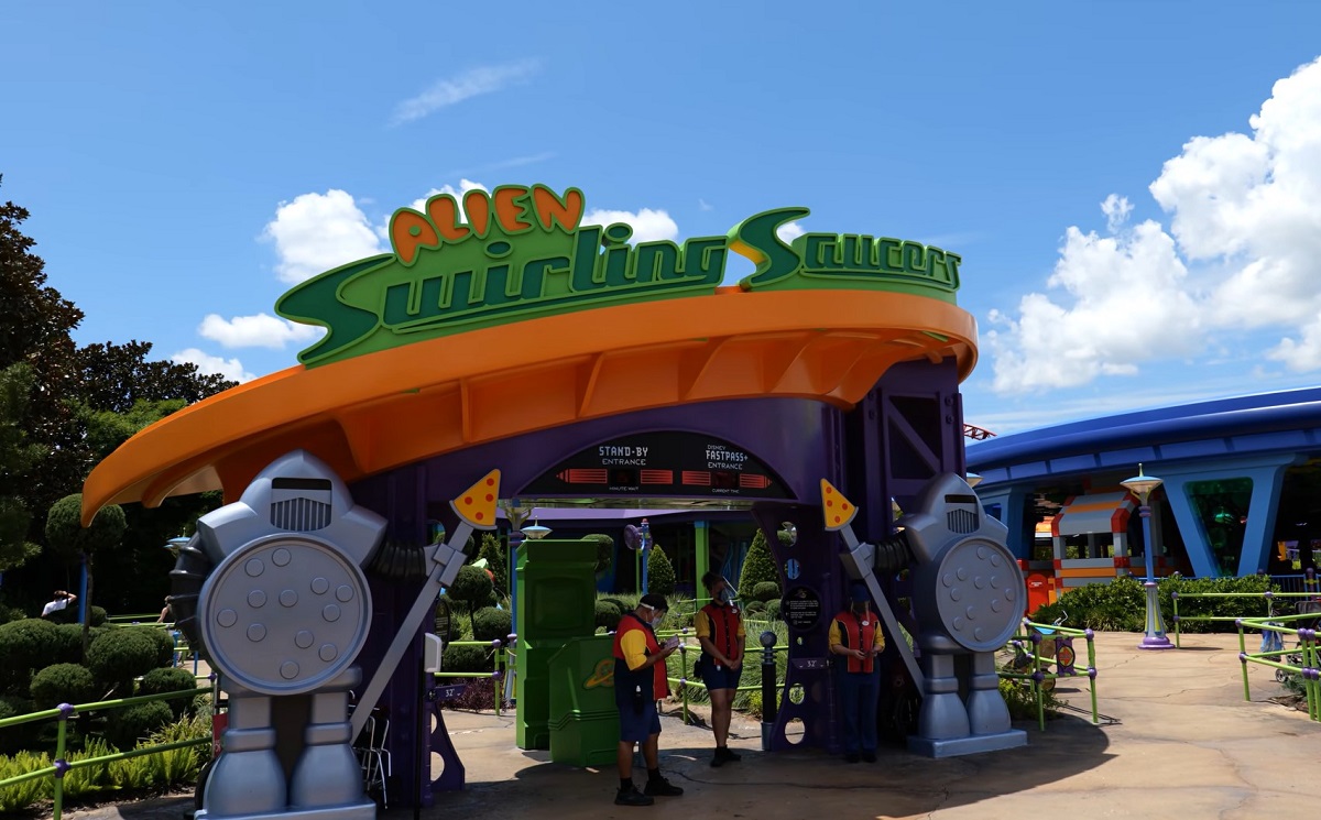 Alien Swirling Saucers Disney World toy story land