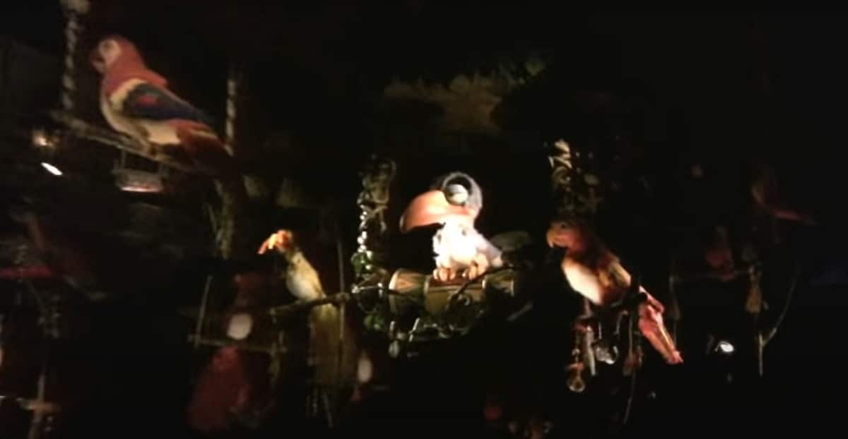 The Enchanted Tiki Room (Under New Management) - Extinct Disney World