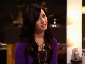 Sonny Munroe (Sonny with a Chance) disney
