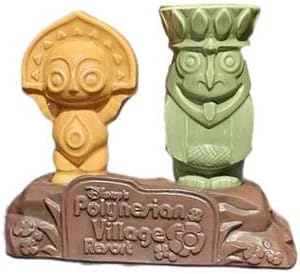 Disney Parks 50th Anniversary Polynesian Resort Tiki Salt & Pepper Shaker Set