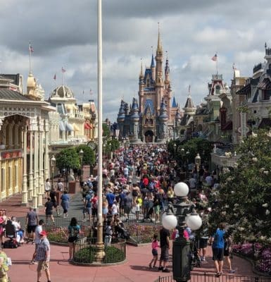 What is Rope Drop at Disney World 1