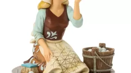 Cinderella ''Hope in Every Bubble'' Figure by Jim Shore